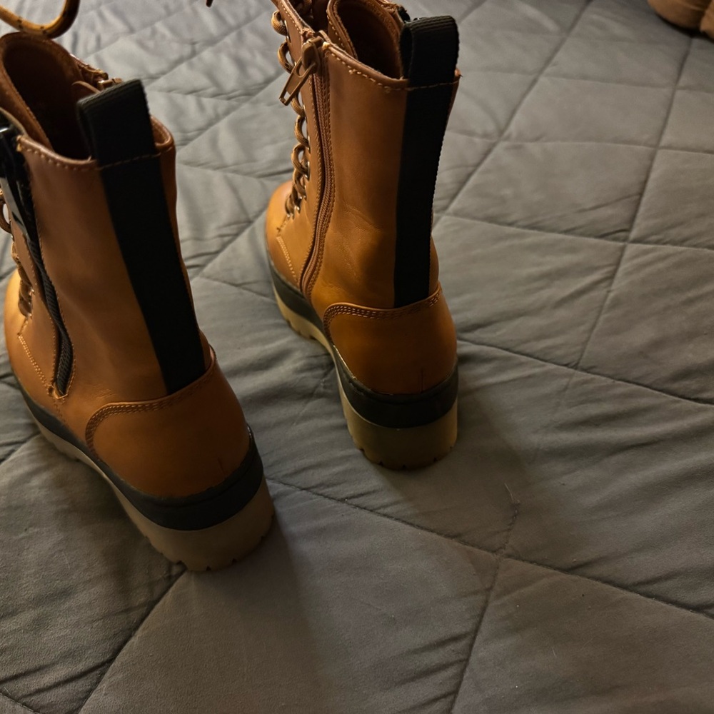 MIA Tan Lace-Up Combat Boots BRAND NEW - Picture 7 of 11